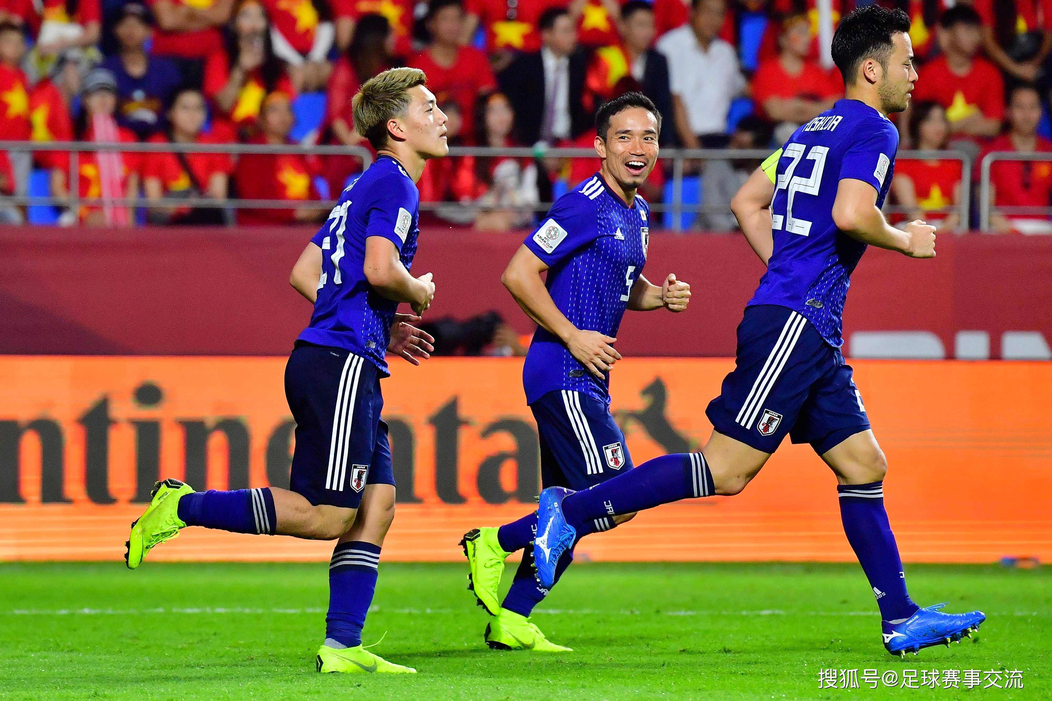 伊朗球队备战洲际大赛，积极备战