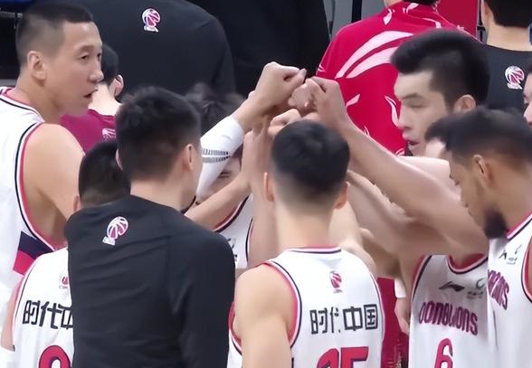 福建队获得重要胜利,全队士气高昂的简单介绍 福建队获得重要胜利,全队士气高昂的简单介绍