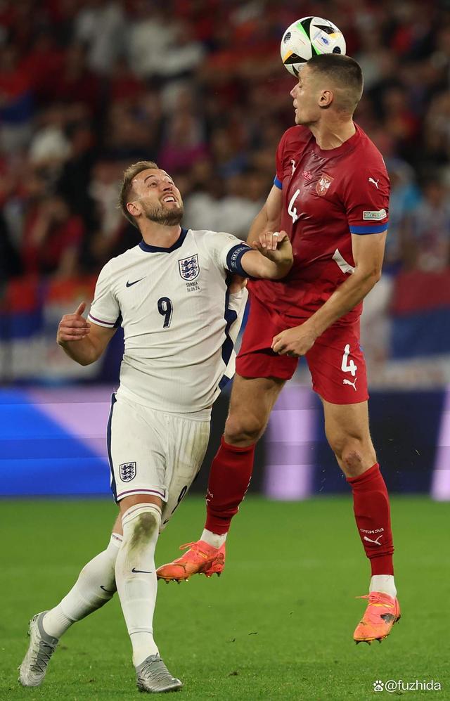 欧预赛重要新闻：英格兰队vs捷克队，拼尽全力冲击胜利的简单介绍