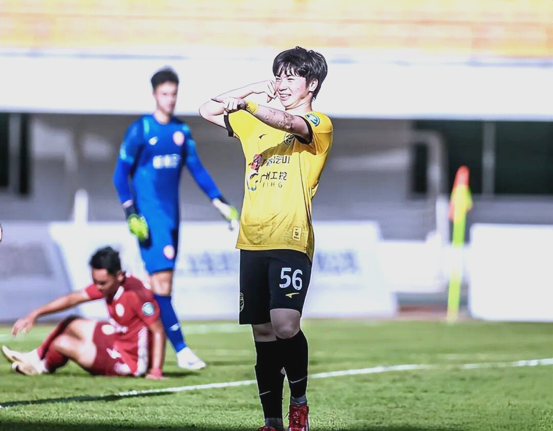 关于足球训练营选拔优秀新秀，未来之星闪耀赛场的信息