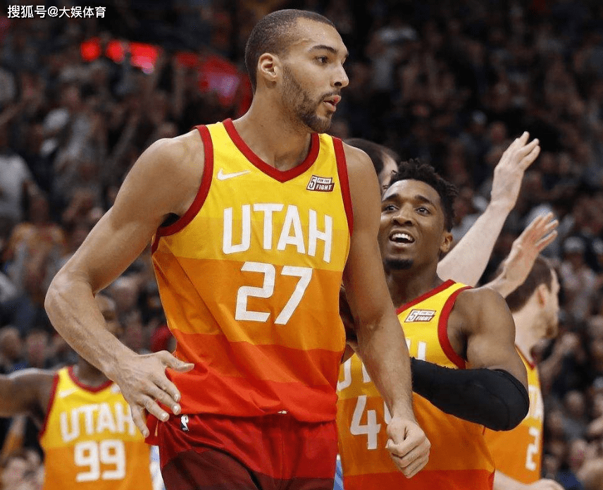 爵士队在季后赛中连胜对手，声势如虹的简单介绍
